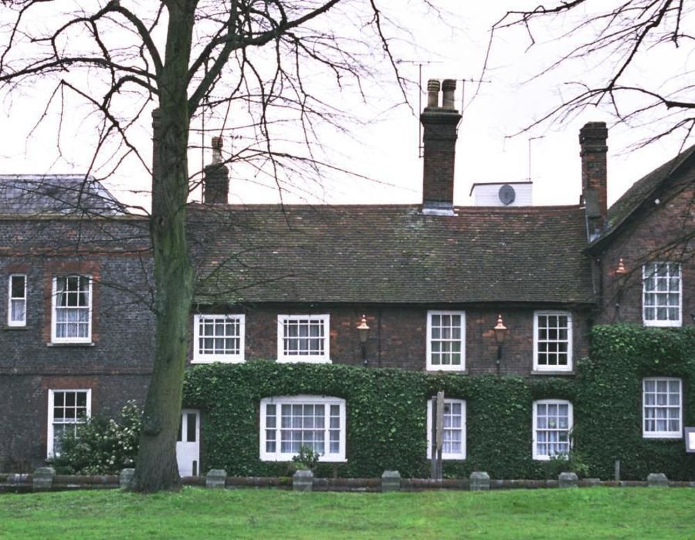 The Old Palace Lodge دونْسْتابل المظهر الخارجي الصورة